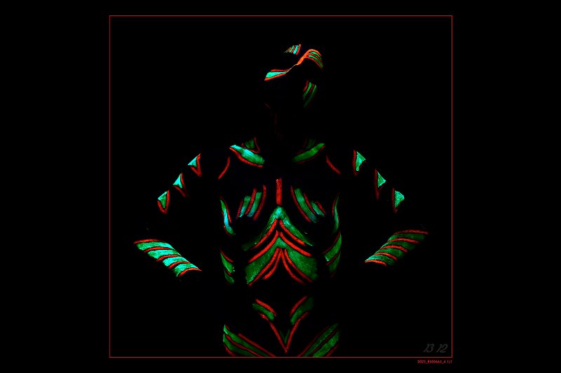 MB_8500665_Low